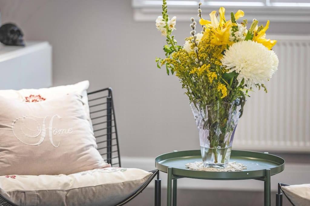 Central Windsor, 5 Mins To Legoland, Driveway Ngoại thất bức ảnh