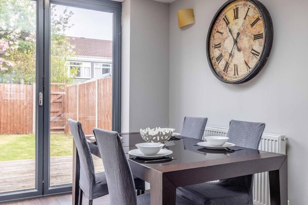 Central Windsor, 5 Mins To Legoland, Driveway Ngoại thất bức ảnh
