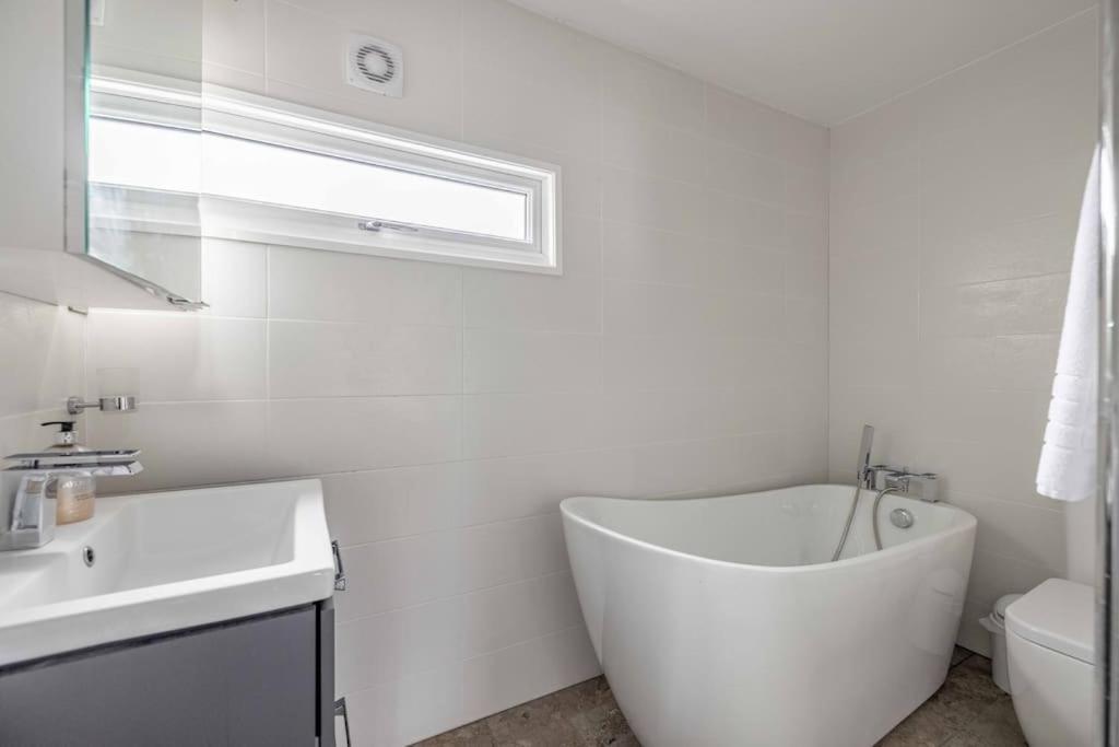 Central Windsor, 5 Mins To Legoland, Driveway Ngoại thất bức ảnh